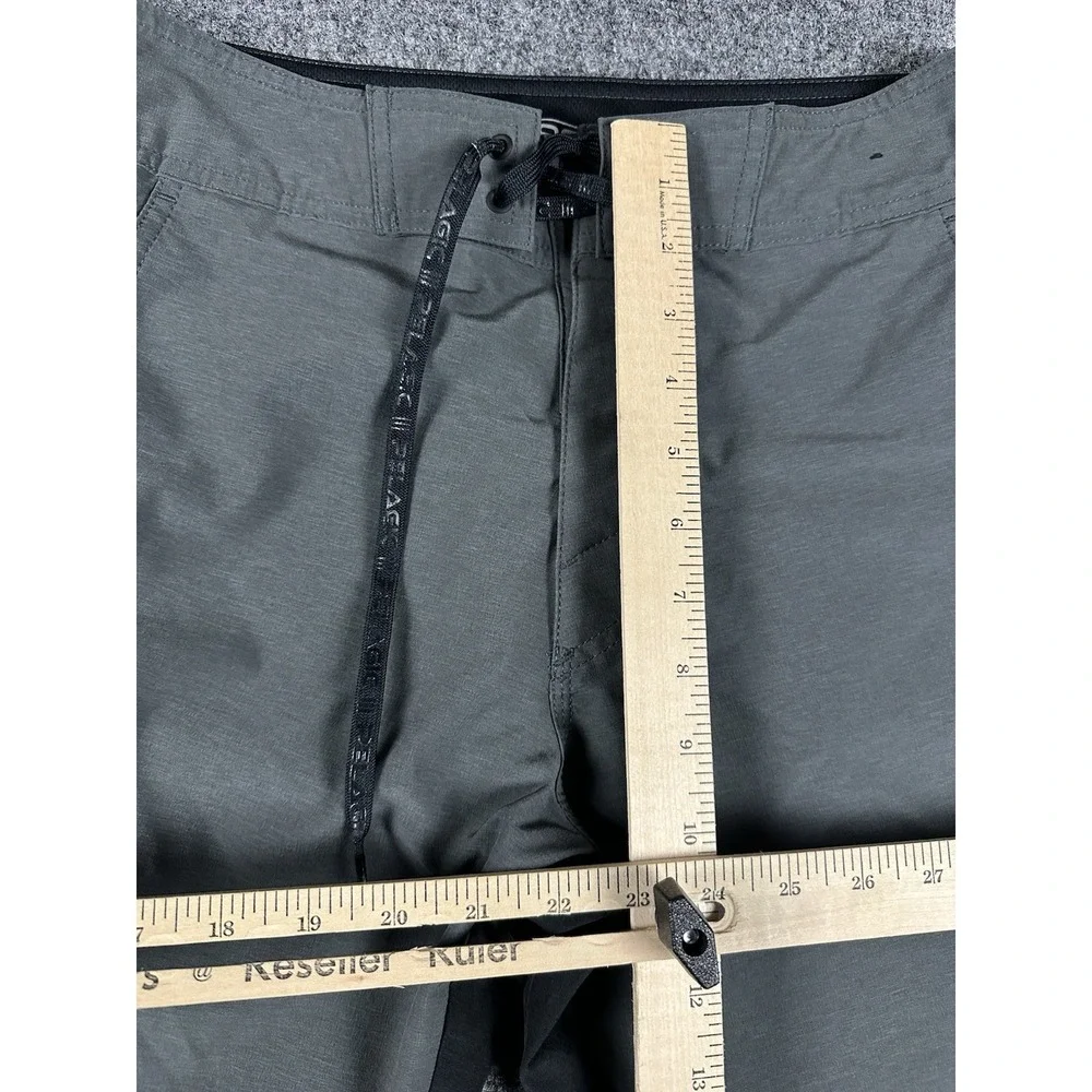 Pelagic Board Shorts Mens 30 Gray Black FX90 Tactical Fishing Pockets Stretch